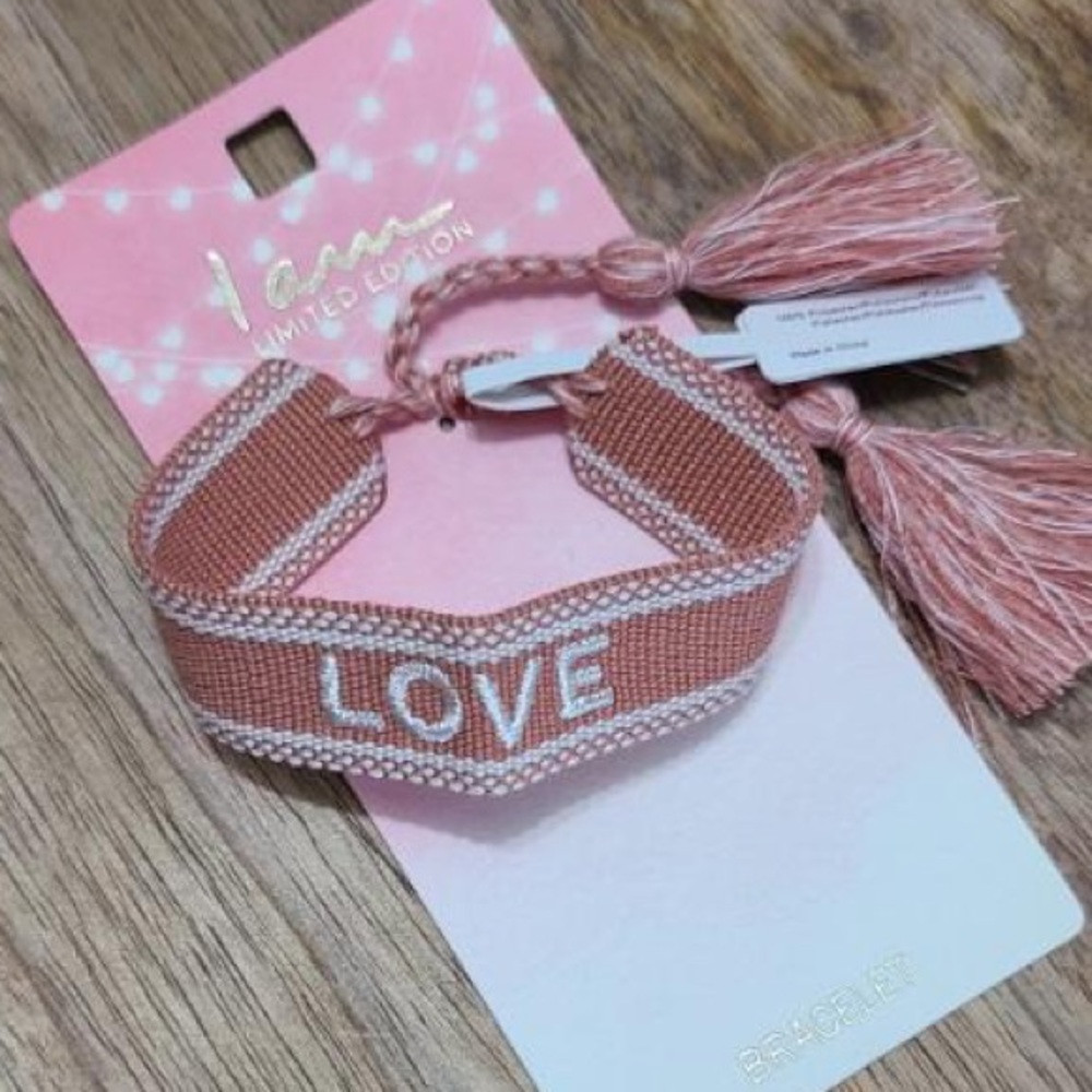 Pink Friendship Bracelet 🌸💕